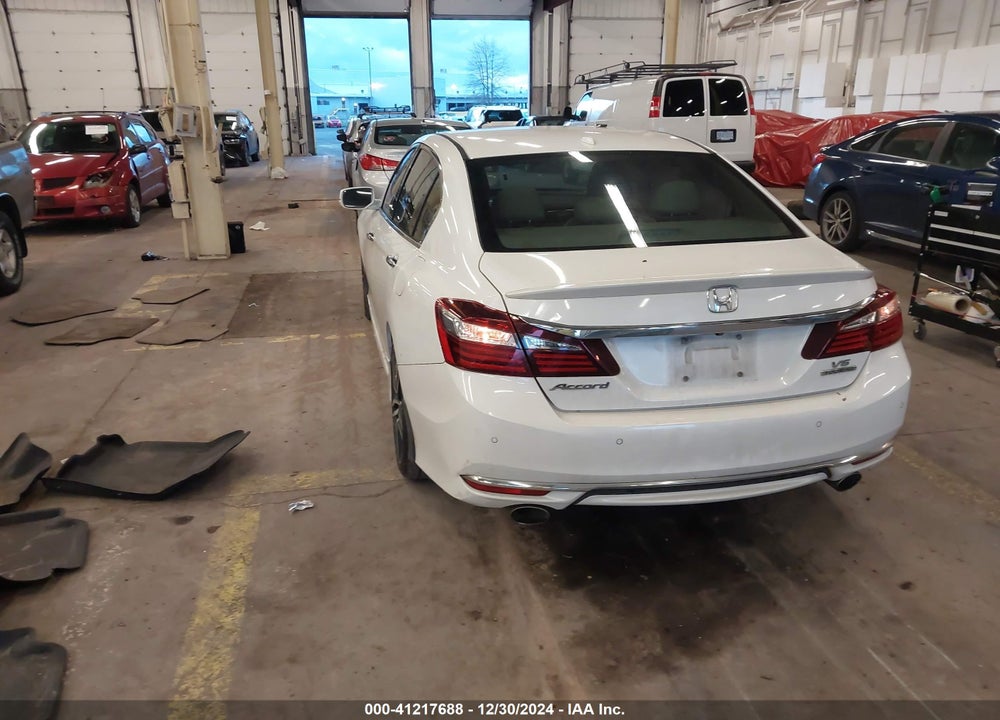 2016 HONDA ACCORD TOURING VIN: 1HGCR3F99GA013796