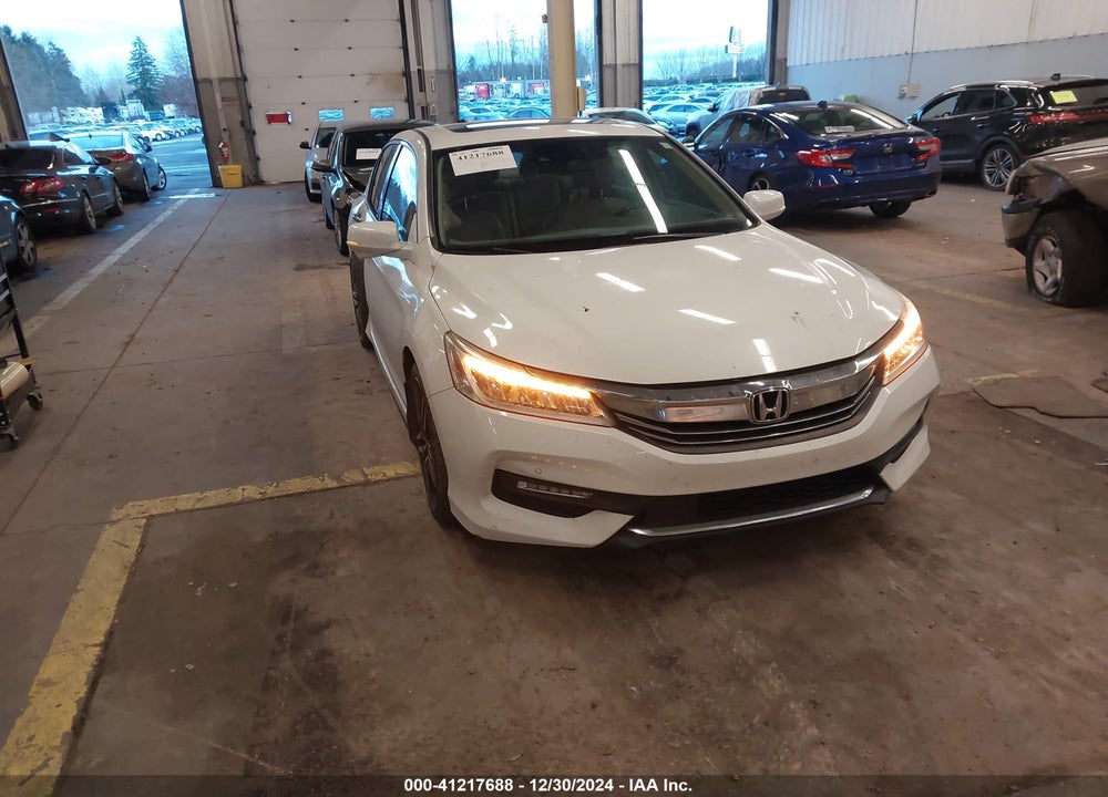 2016 HONDA ACCORD TOURING VIN: 1HGCR3F99GA013796