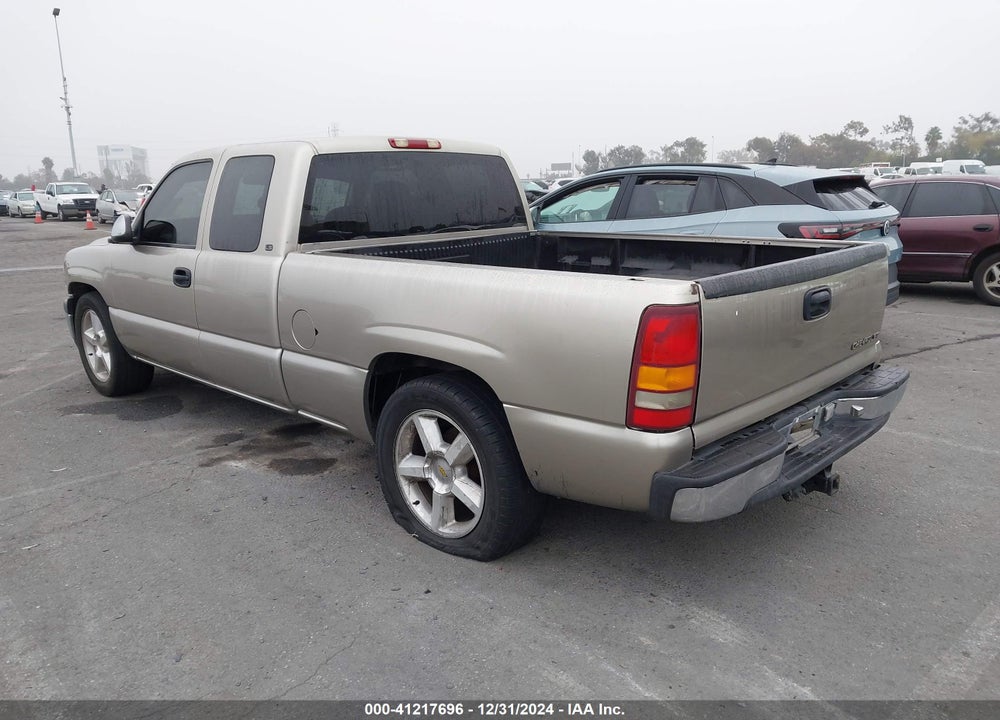 1999 CHEVROLET SILVERADO 1500 LS VIN: 2GCEC19TXX1253440