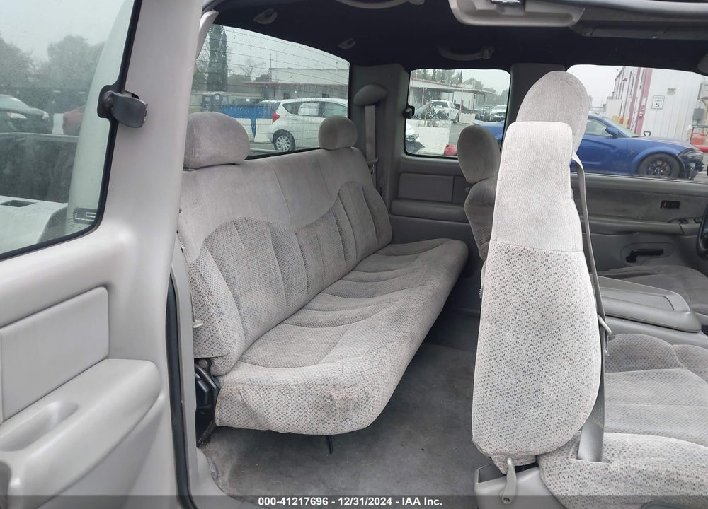 1999 CHEVROLET SILVERADO 1500 LS VIN: 2GCEC19TXX1253440