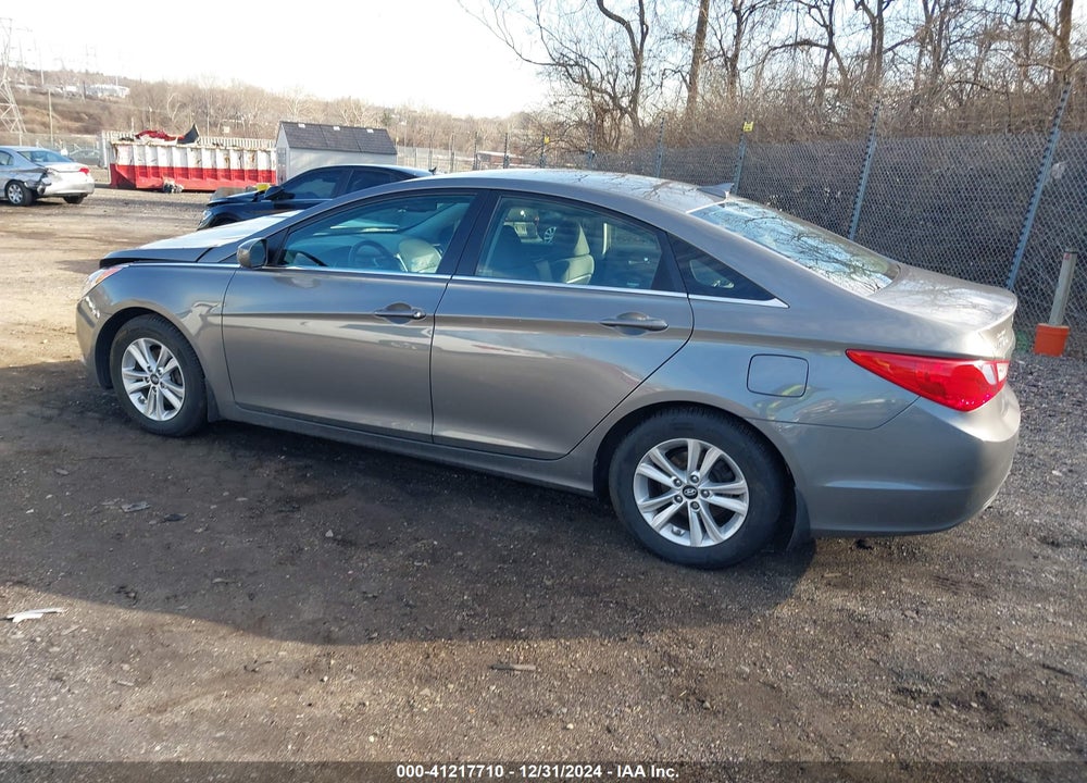 2013 HYUNDAI SONATA GLS VIN: 5NPEB4AC0DH783734