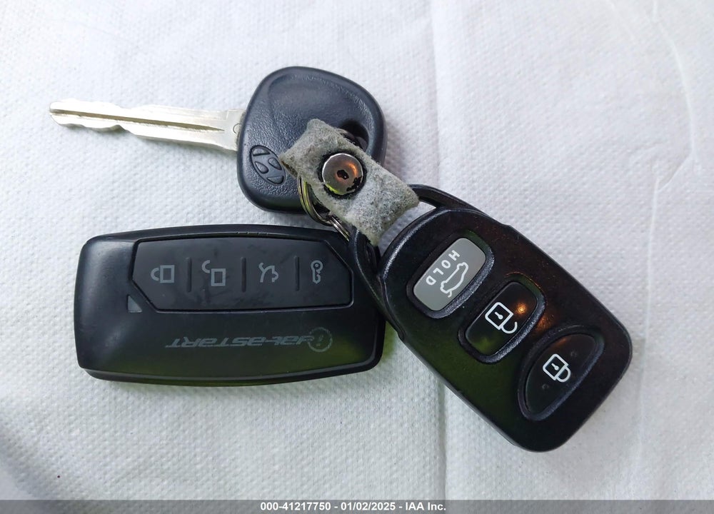 2011 HYUNDAI ELANTRA VIN: 5NPDH4AE6BH059930