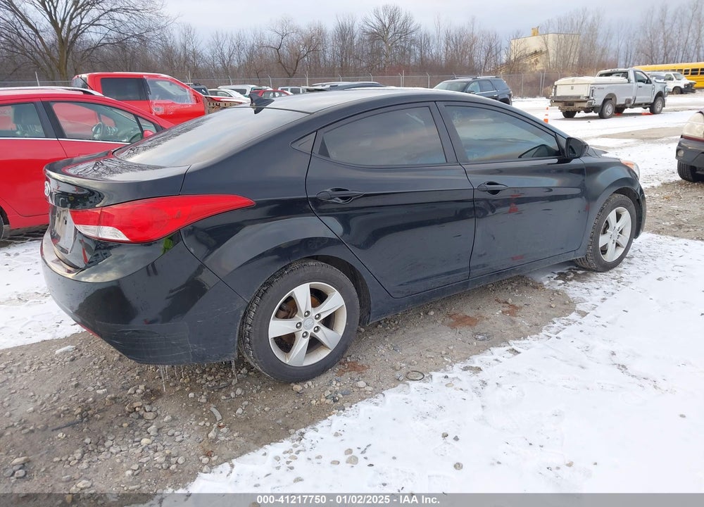 2011 HYUNDAI ELANTRA VIN: 5NPDH4AE6BH059930