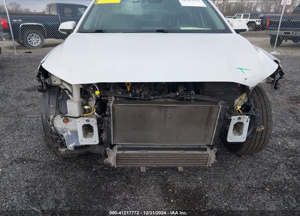 2019 HYUNDAI KONA LIMITED VIN: KM8K33A59KU371435