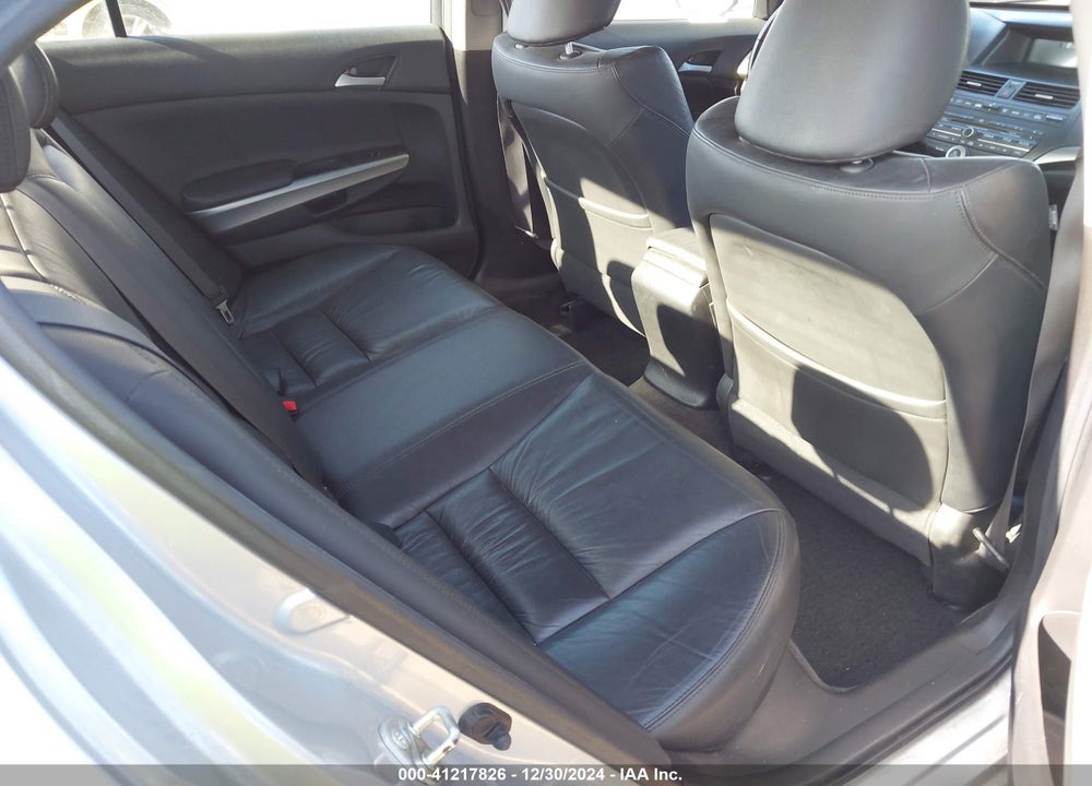 2009 HONDA ACCORD VIN: 1HGCP36809A028008