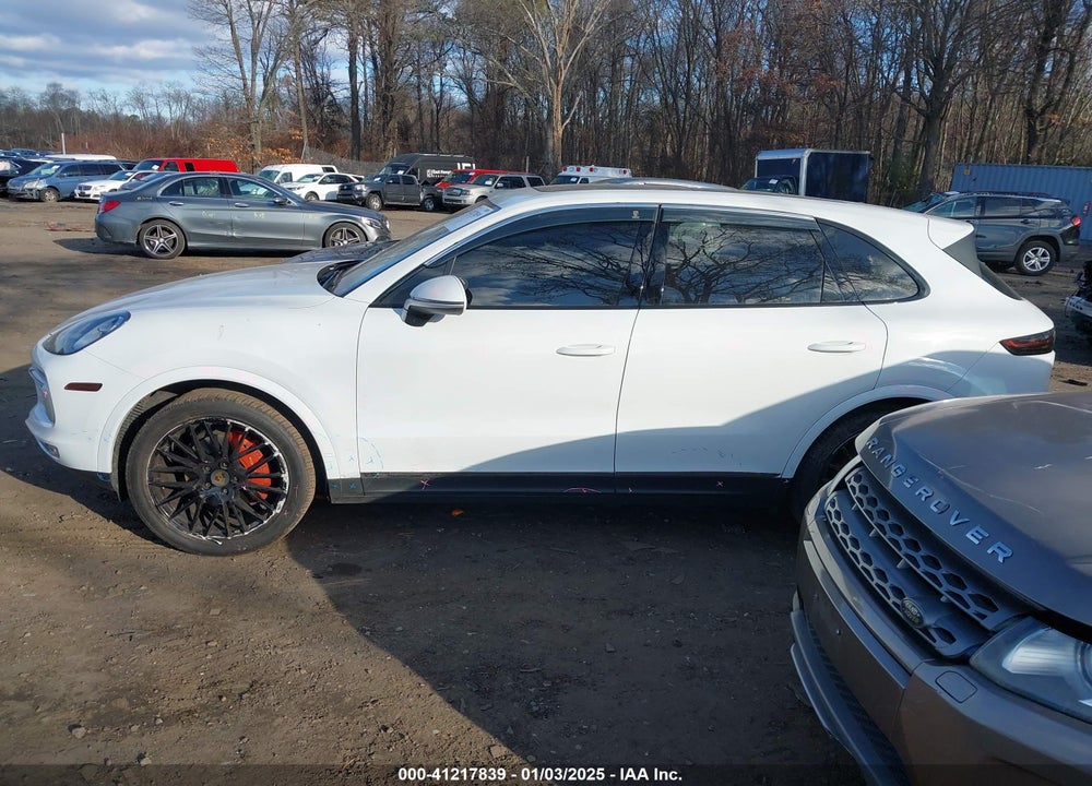 2020 PORSCHE CAYENNE VIN: WP1AA2AY1LDA07925
