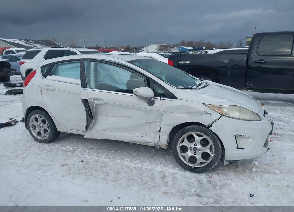 2011 FORD FIESTA VIN: 3FADP4FJ9BM132135