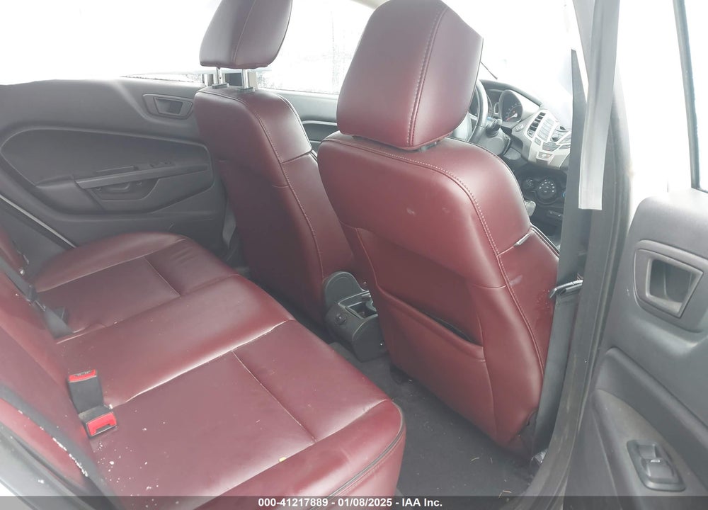 2011 FORD FIESTA VIN: 3FADP4FJ9BM132135