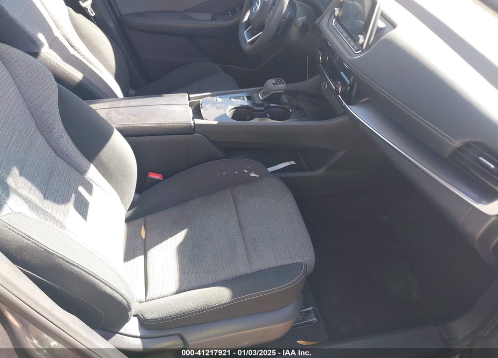 2021 NISSAN ROGUE SV VIN: 5N1AT3BA1MC682051