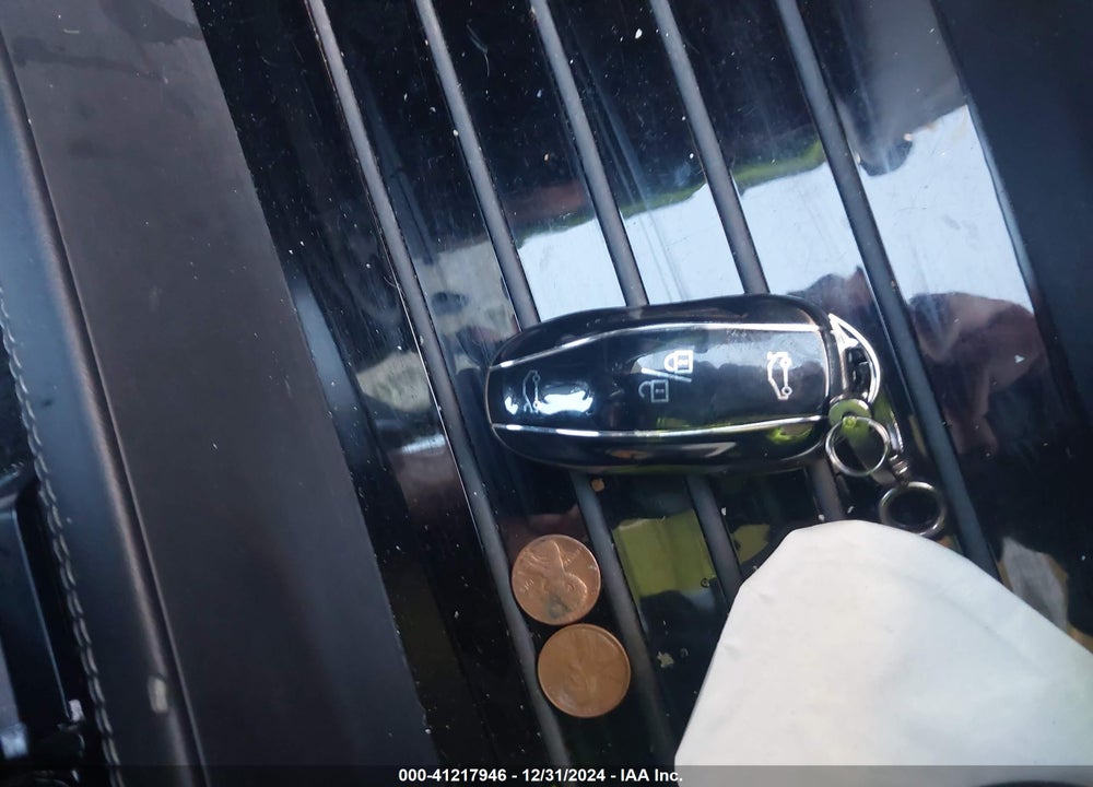 2015 TESLA MODEL S VIN: 5YJSA1E23FF113294