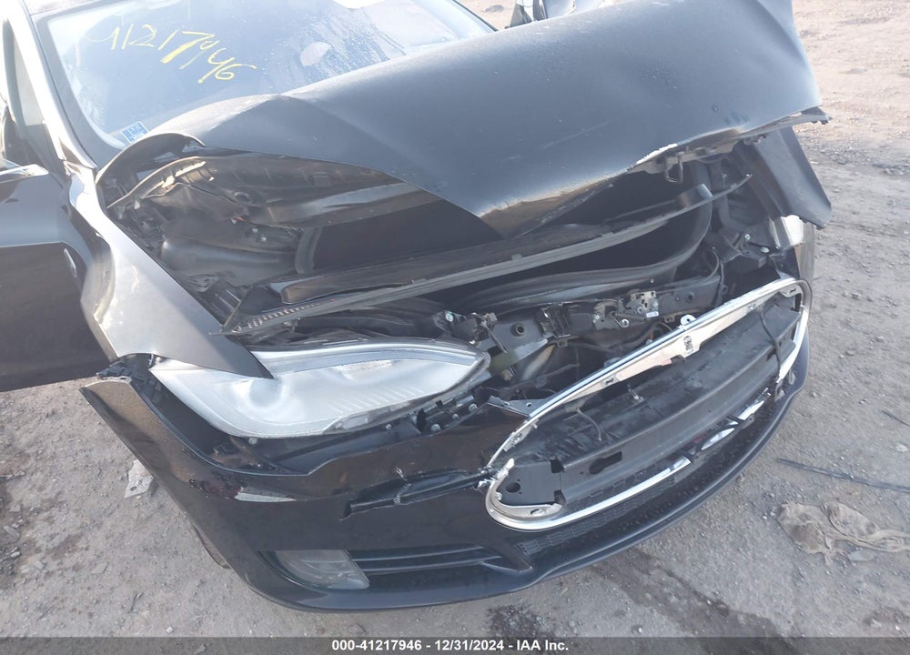 2015 TESLA MODEL S VIN: 5YJSA1E23FF113294