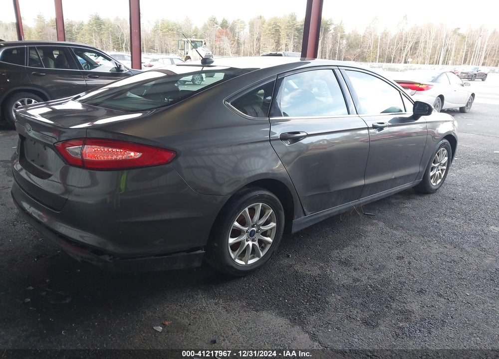 2016 FORD FUSION S VIN: 3FA6P0G73GR177327