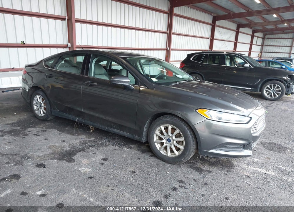 2016 FORD FUSION S VIN: 3FA6P0G73GR177327