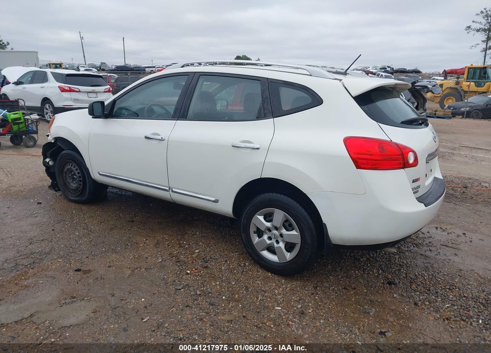 2015 NISSAN ROGUE SELECT S VIN: JN8AS5MT0FW152676