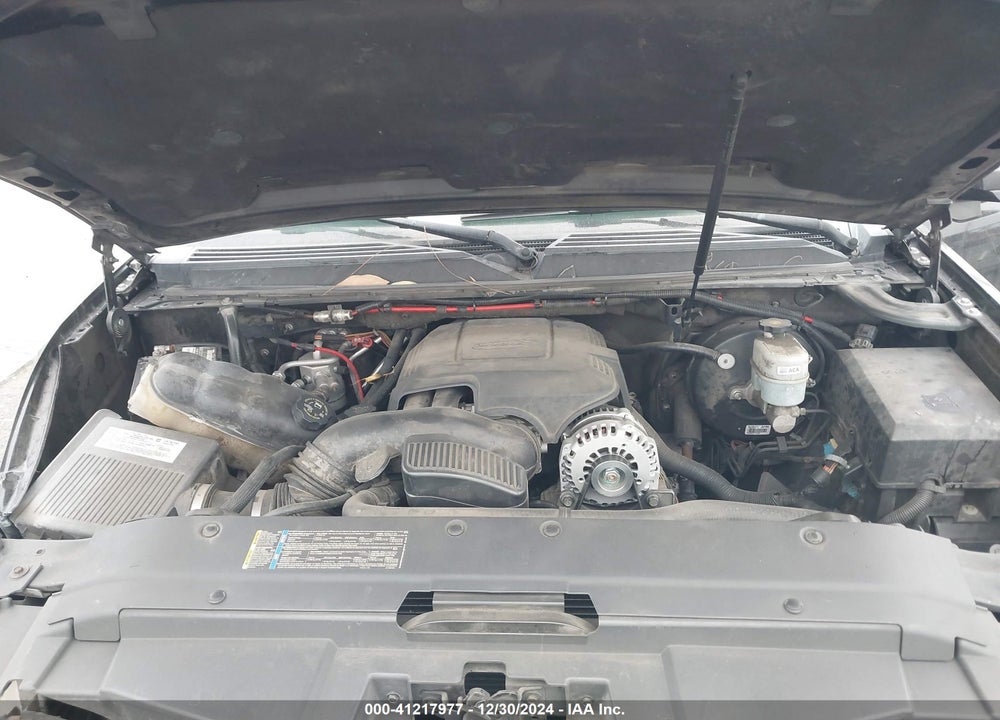 2008 CHEVROLET SUBURBAN 1500 LT VIN: 3GNFC16058G116923