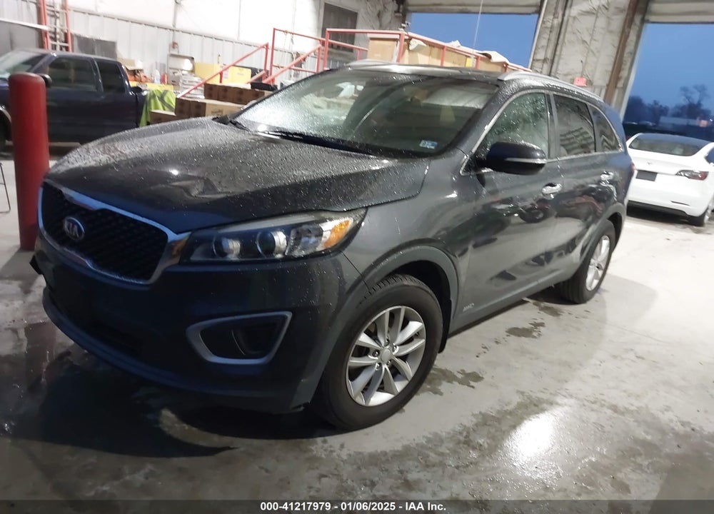 2016 KIA SORENTO 2.4L LX VIN: 5XYPGDA36GG112848
