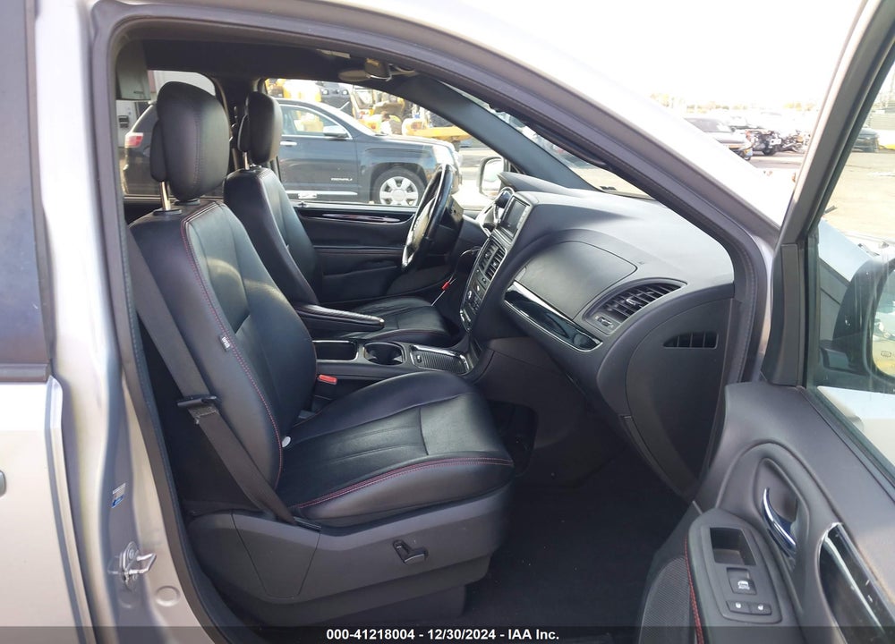 2018 DODGE GRAND CARAVAN GT VIN: 2C4RDGEG8JR205468
