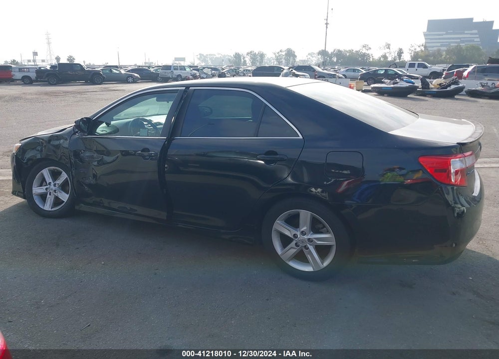 2014 TOYOTA CAMRY SE VIN: 4T1BF1FK4EU387525