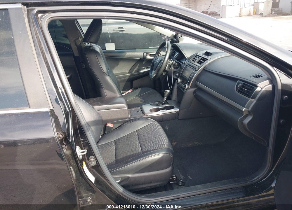 2014 TOYOTA CAMRY SE VIN: 4T1BF1FK4EU387525