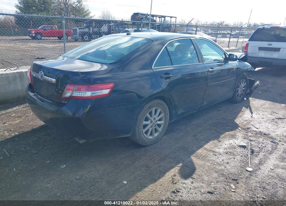 2011 TOYOTA CAMRY XLE VIN: 4T4BF3EK1BR162008