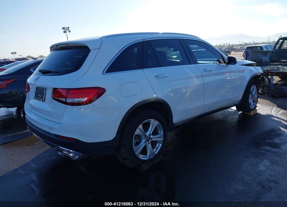 2017 MERCEDES-BENZ GLC VIN: WDC0G4JB1HF260946