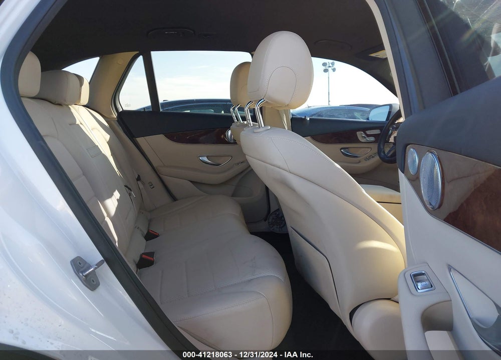 2017 MERCEDES-BENZ GLC VIN: WDC0G4JB1HF260946