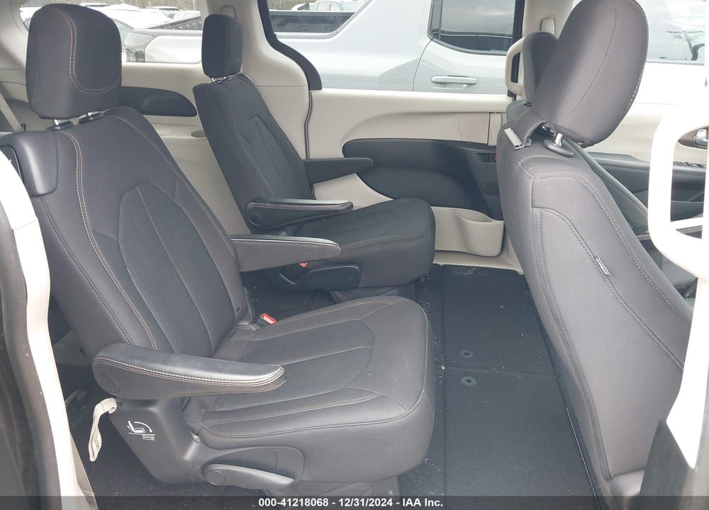 2017 CHRYSLER PACIFICA TOURING VIN: 2C4RC1DGXHR712187