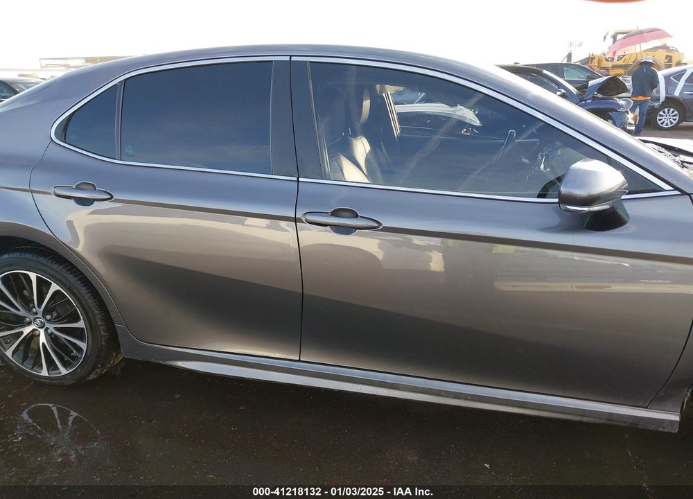 2019 TOYOTA CAMRY VIN: 4T1B11HK8KU722650