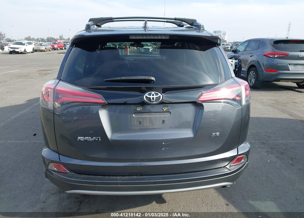 2017 TOYOTA RAV4 SE VIN: JTMNFREV9HD096762