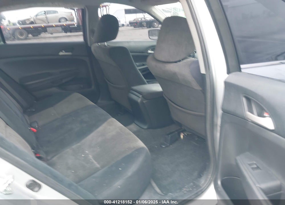 2010 HONDA ACCORD 2.4 LX VIN: 1HGCP2F3XAA182065