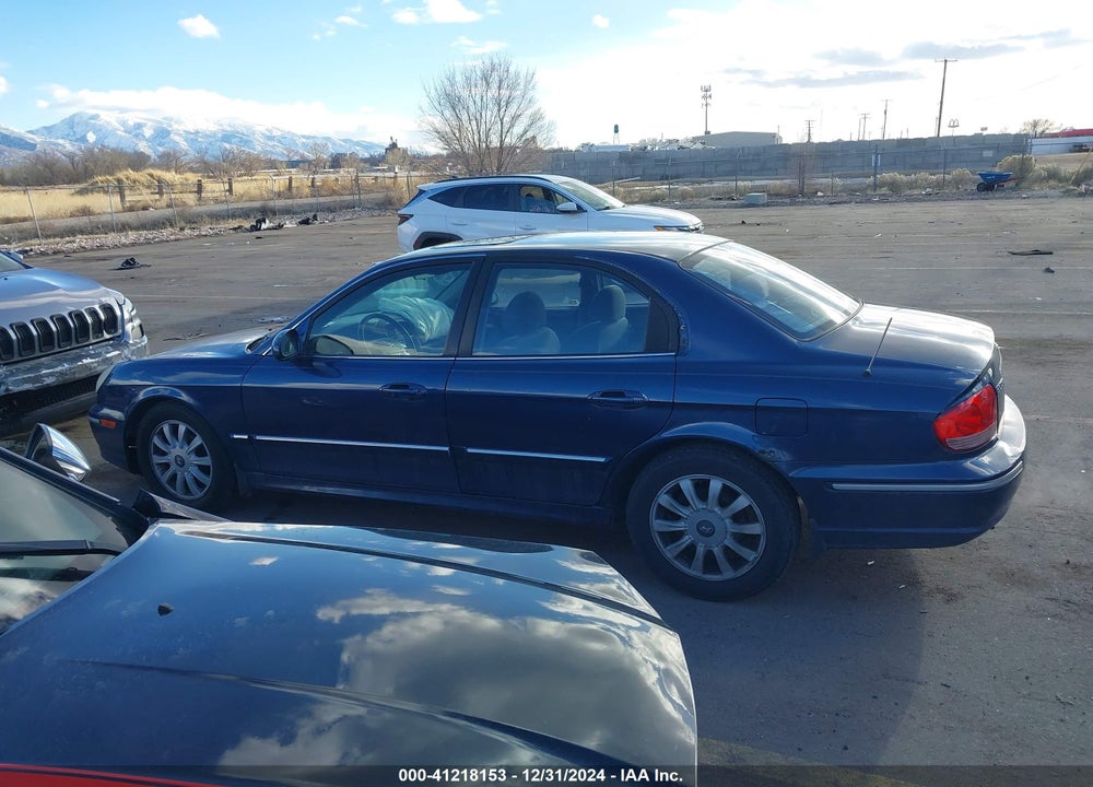 2004 HYUNDAI SONATA GLS/LX VIN: KMHWF35H04A942974