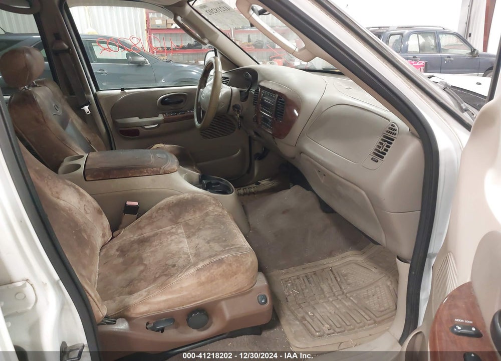 2003 FORD F-150 LARIAT/XLT VIN: 1FTRW08L13KC94232