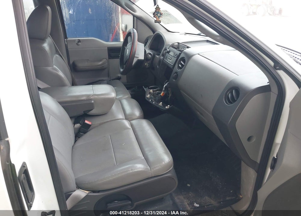 2005 FORD F-150 STX/XL/XLT VIN: 1FTRF12W05KC02703
