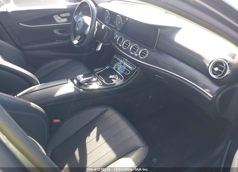 2017 MERCEDES-BENZ E 300 VIN: WDDZF4JB7HA077179