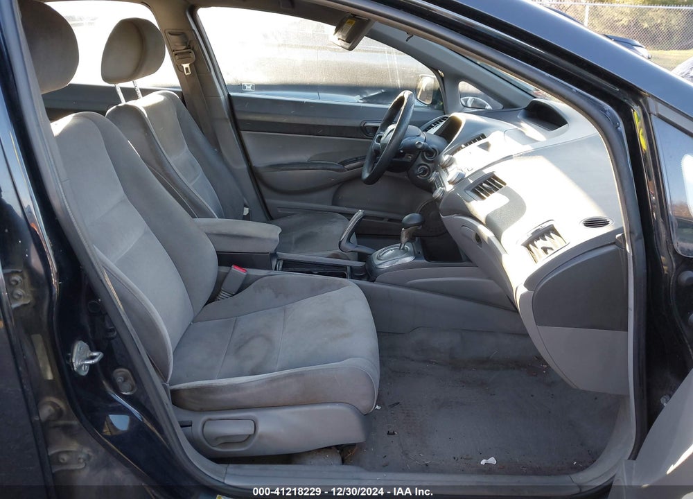 2008 HONDA CIVIC LX VIN: 1HGFA16558L003827