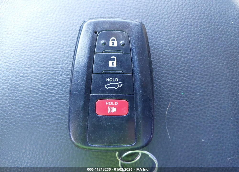 2022 TOYOTA RAV4 VIN: 2T3W1RFV1NW187413