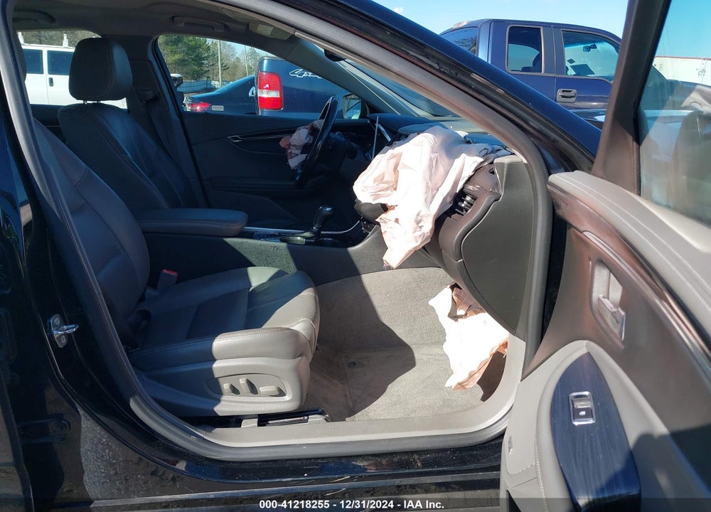 2017 CHEVROLET IMPALA 1LT VIN: 2G1105S33H9117199