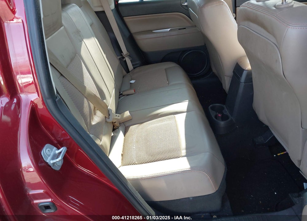 2014 JEEP COMPASS VIN: 1C4NJDEB8ED706850