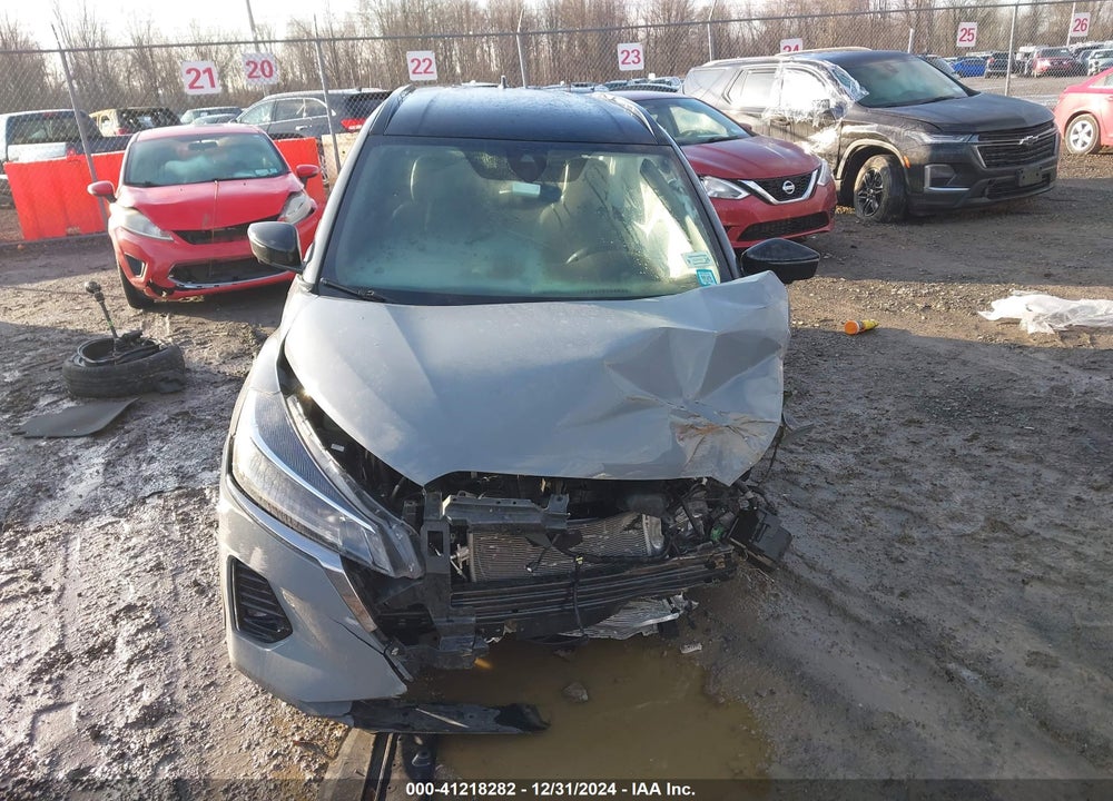 2021 NISSAN KICKS SR XTRONIC CVT VIN: 3N1CP5DV7ML481159