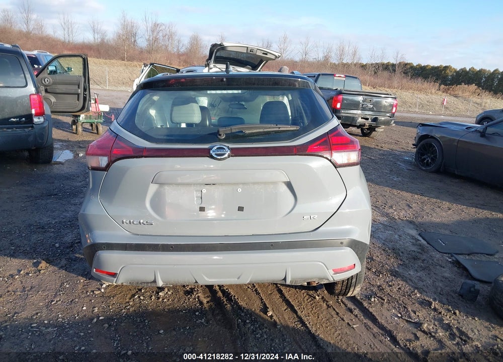 2021 NISSAN KICKS SR XTRONIC CVT VIN: 3N1CP5DV7ML481159