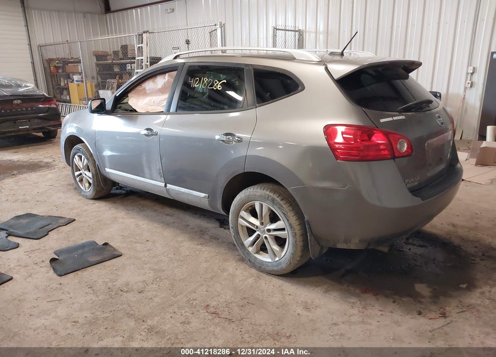 2015 NISSAN ROGUE SELECT S VIN: JN8AS5MV2FW759566