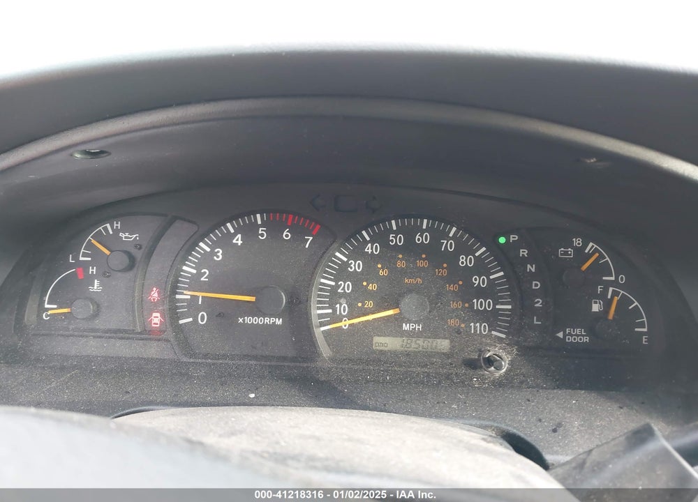 2004 TOYOTA TUNDRA SR5 V8 VIN: 5TBBT44144S448960