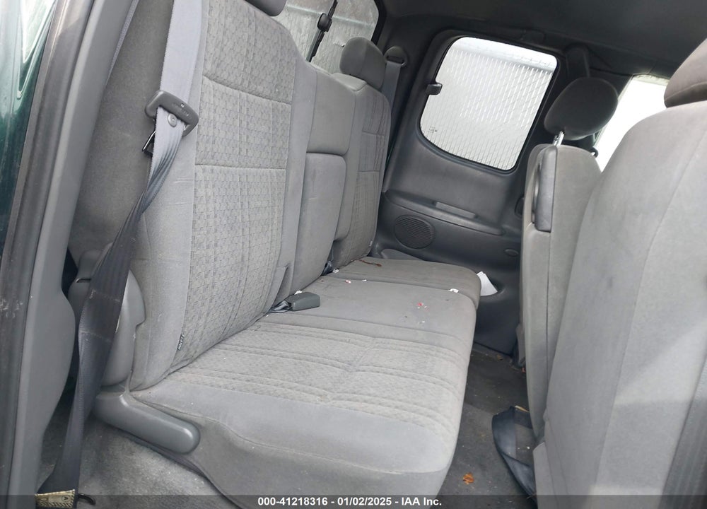 2004 TOYOTA TUNDRA SR5 V8 VIN: 5TBBT44144S448960