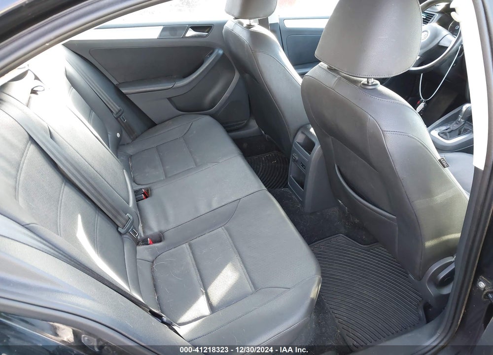 2012 VOLKSWAGEN JETTA 2.0L TDI VIN: 3VWLL7AJXCM033820