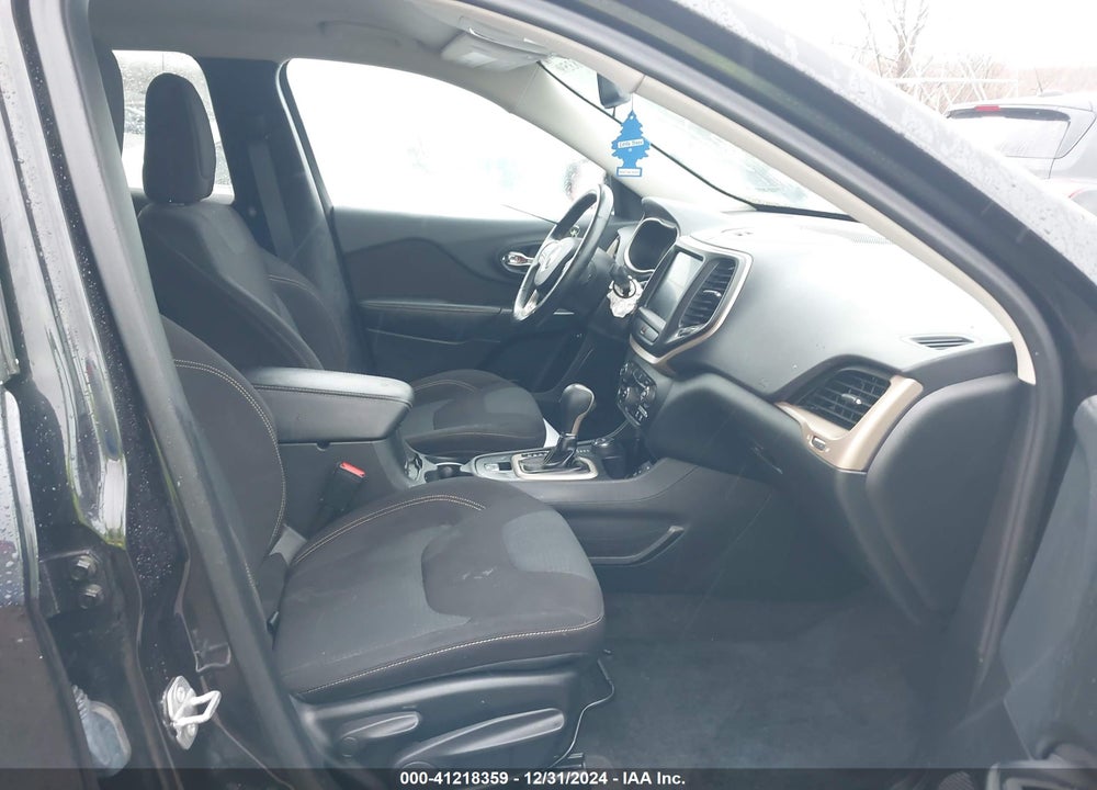 2016 JEEP CHEROKEE LATITUDE VIN: 1C4PJMCB2GW103394