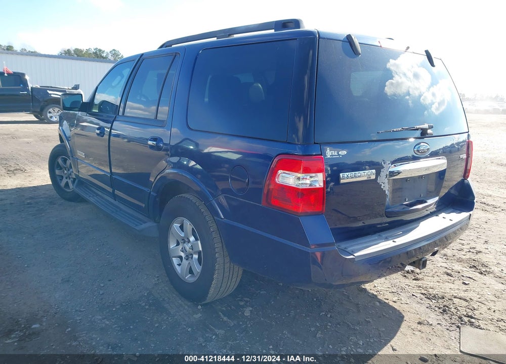 2008 FORD EXPEDITION XLT VIN: 1FMFU15578LA73588