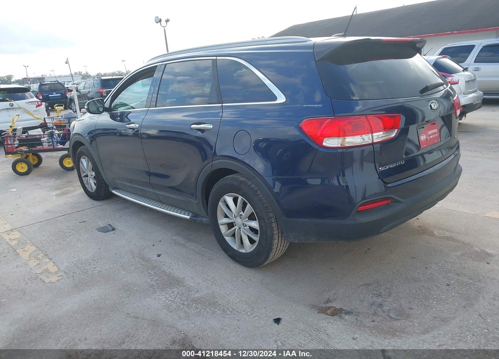 2017 KIA SORENTO 2.4L LX VIN: 5XYPG4A37HG303860