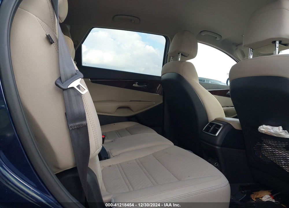 2017 KIA SORENTO 2.4L LX VIN: 5XYPG4A37HG303860
