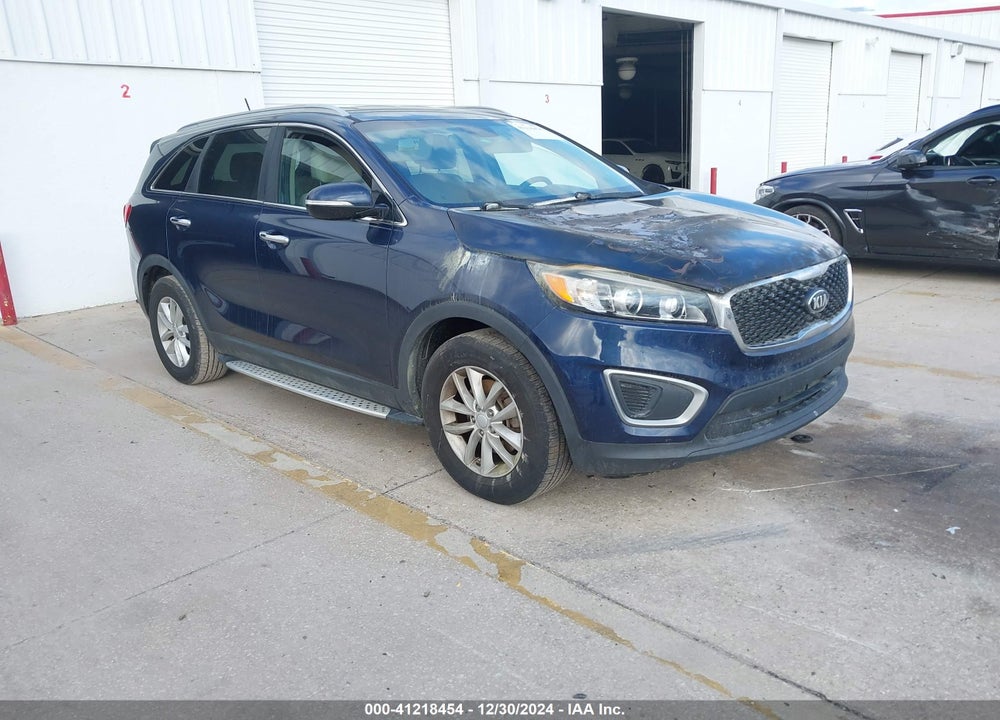 2017 KIA SORENTO 2.4L LX VIN: 5XYPG4A37HG303860