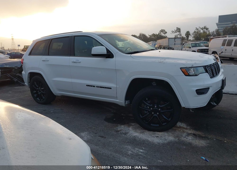 2020 JEEP GRAND CHEROKEE ALTITUDE 4X2 VIN: 1C4RJEAG4LC279033